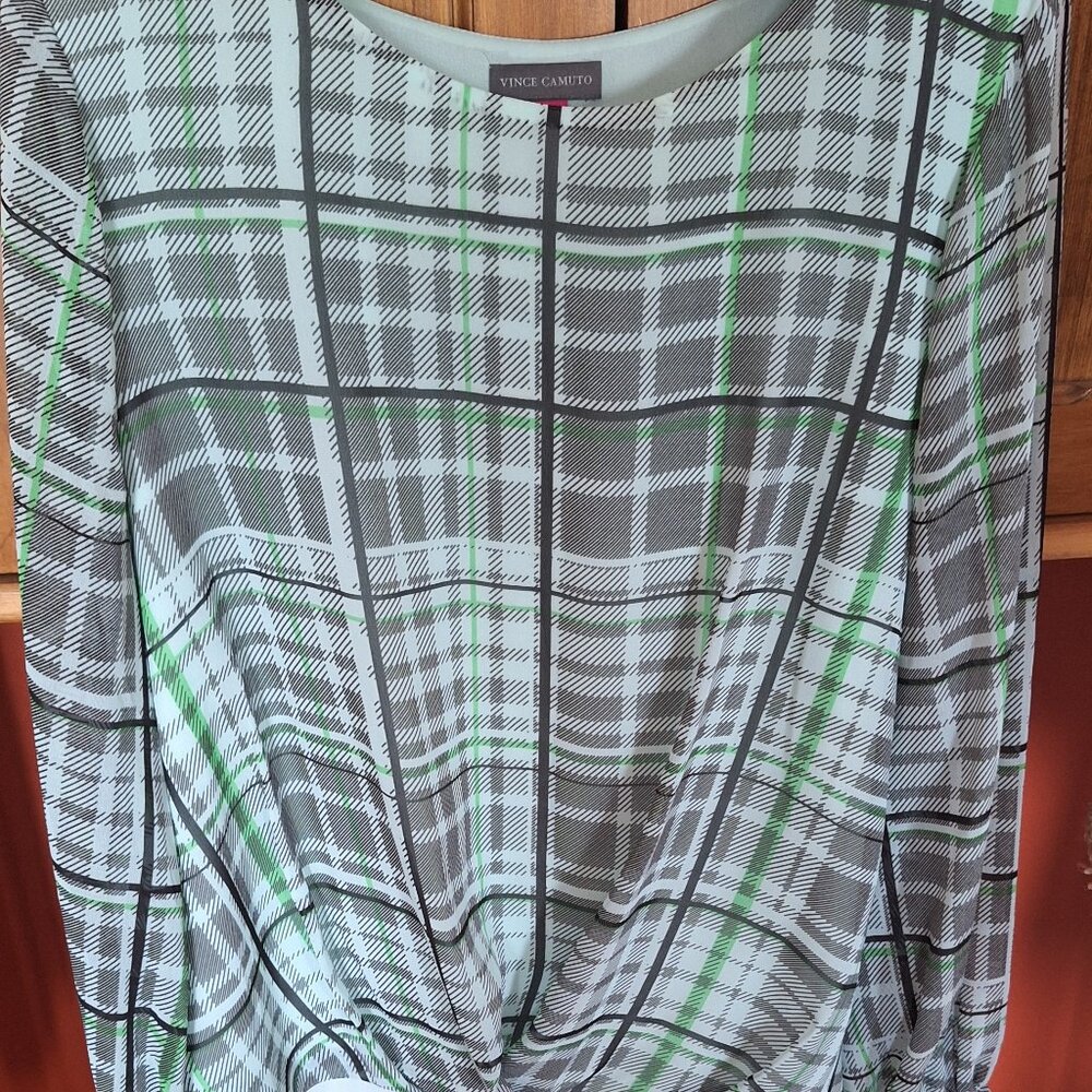 Vince Camuto Bubble Long Sleeve Blouse - Picture 3 of 9